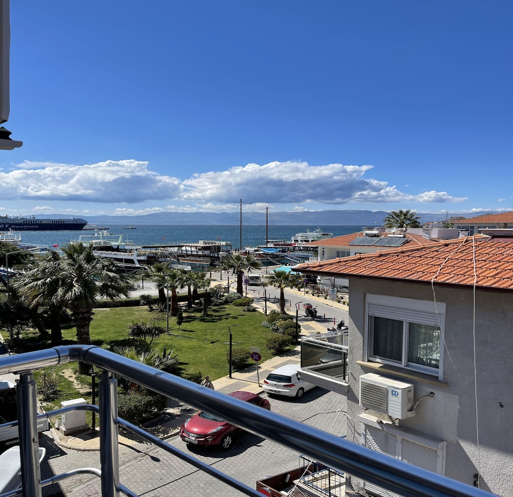 Faik Hotel 43/50