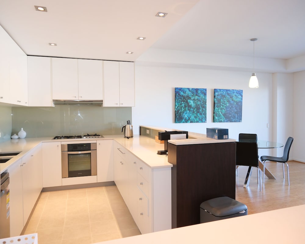 Gallery Suites 32/48