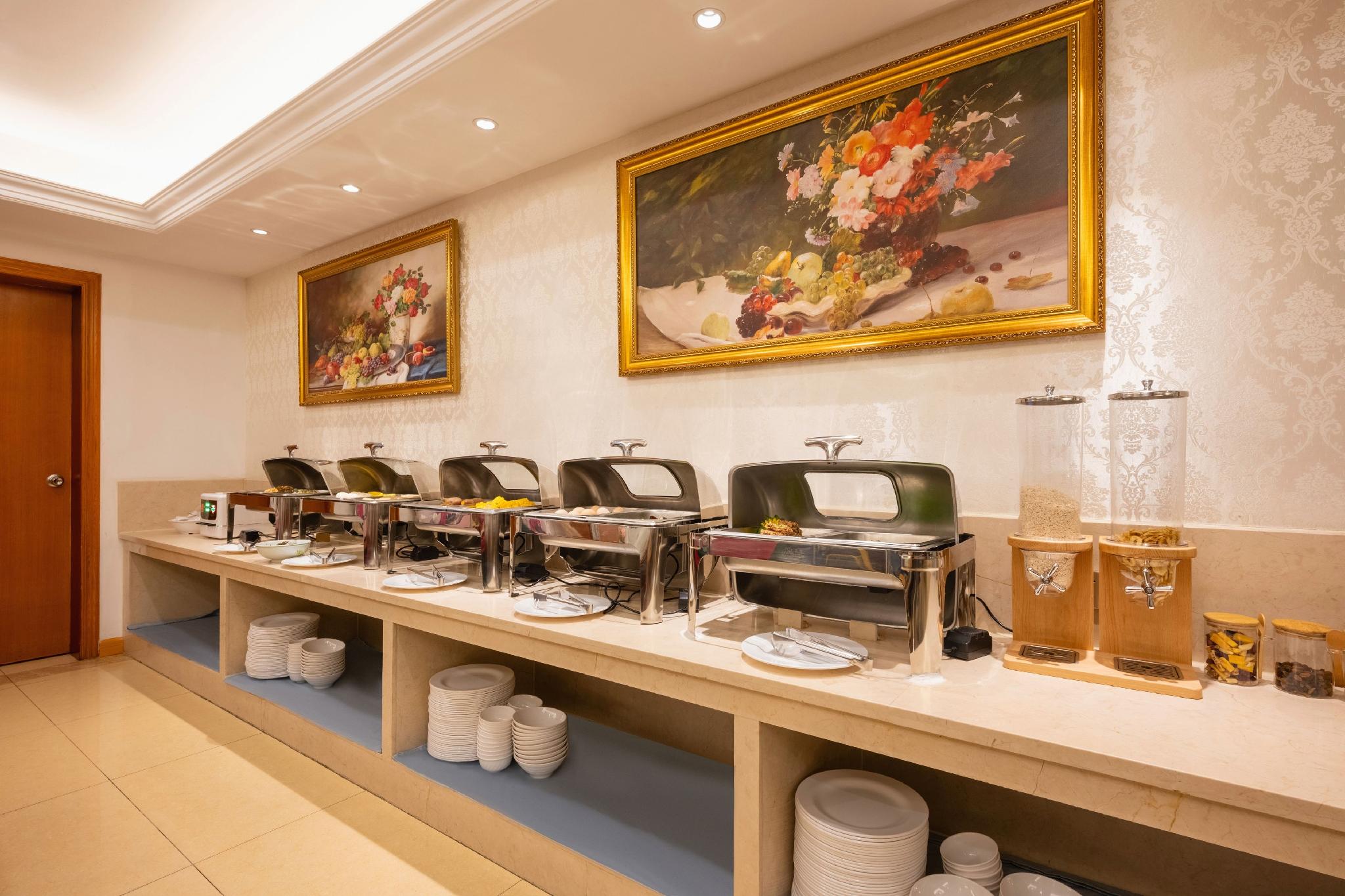 Vienna 3 Best Hotel (Guangzhou Xintang Shacun Metro Station) 16/58