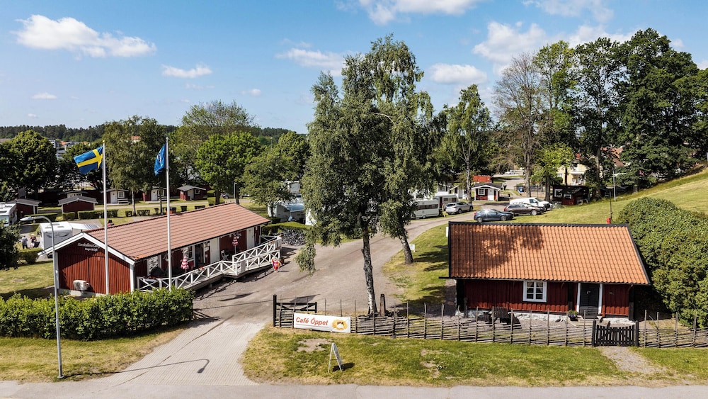 Korskullens Camping Stugor & Cafe 44/50