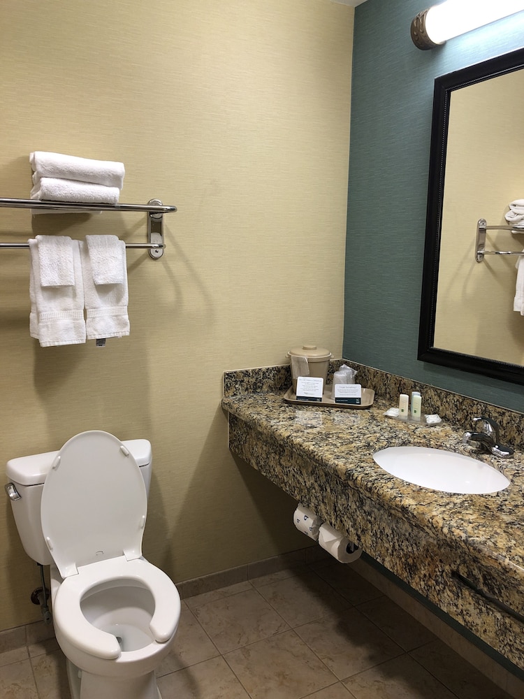 Quality Inn Donaldsonville Gonzales 8/32