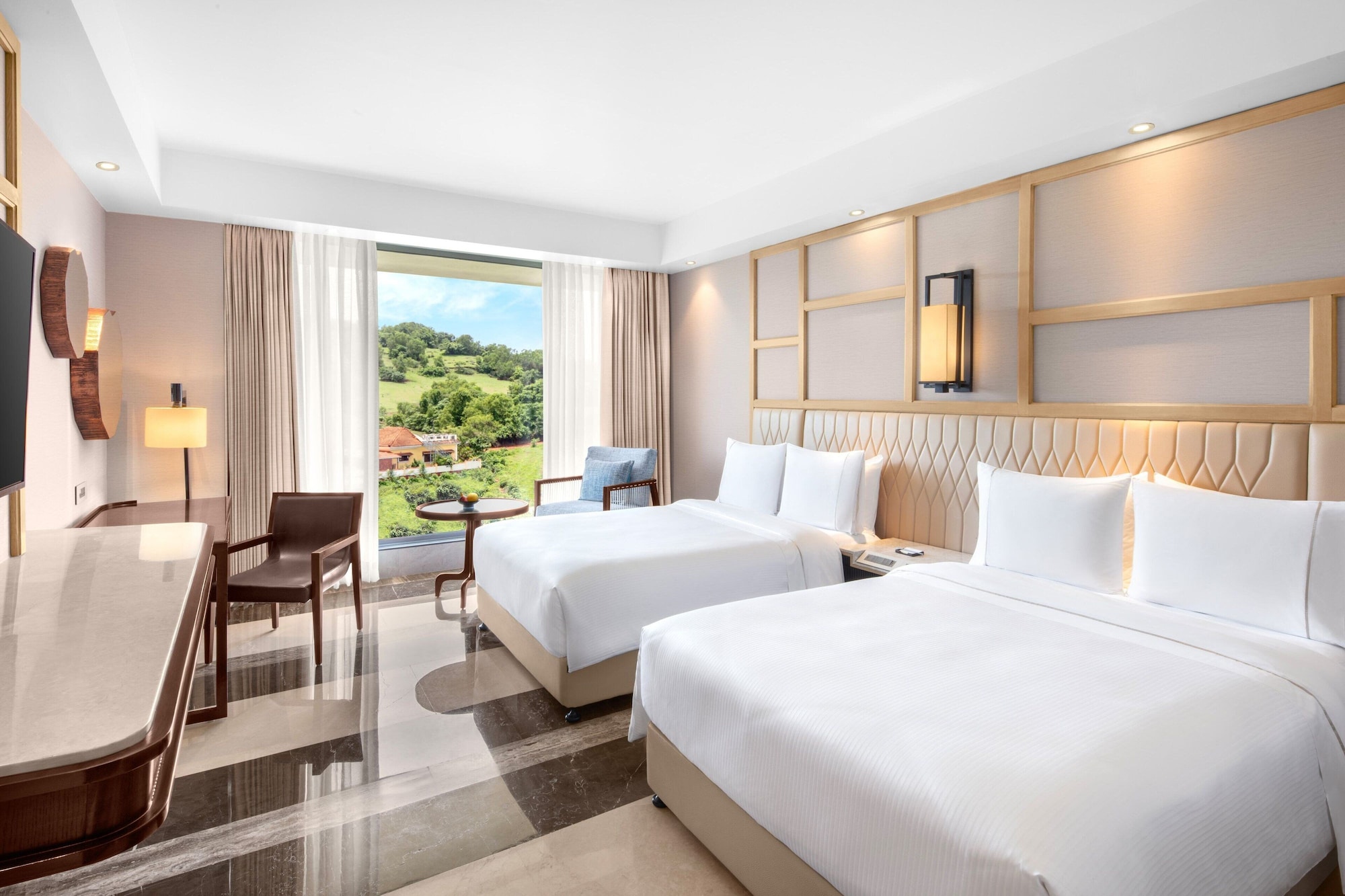 Room, Twin Beds, Forest View
