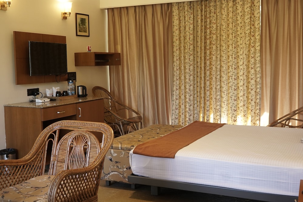 Village Machaan Resort 29/46