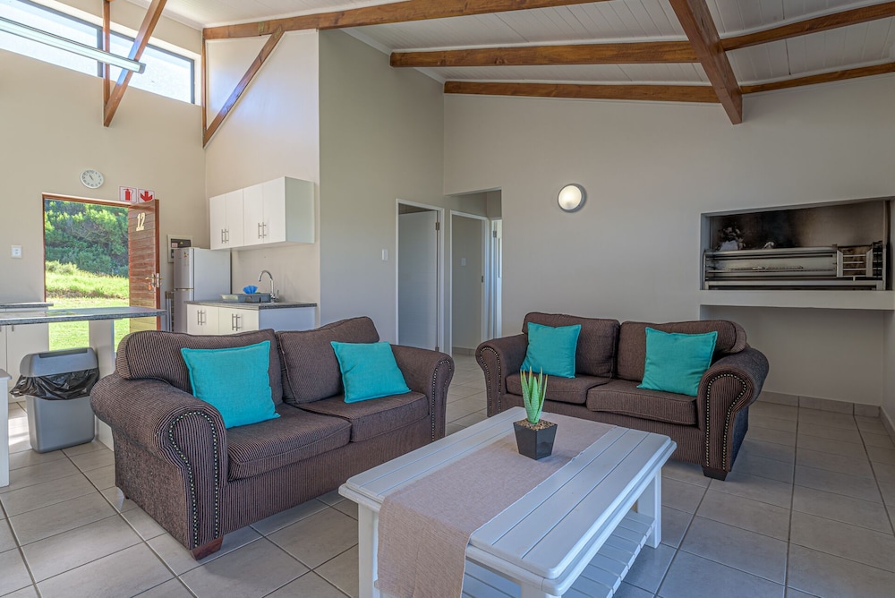 Fynbos Golf and Country Estate 19/50