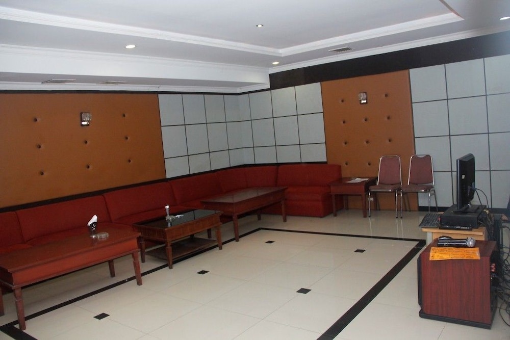 Parama Hotel Puncak 19/23