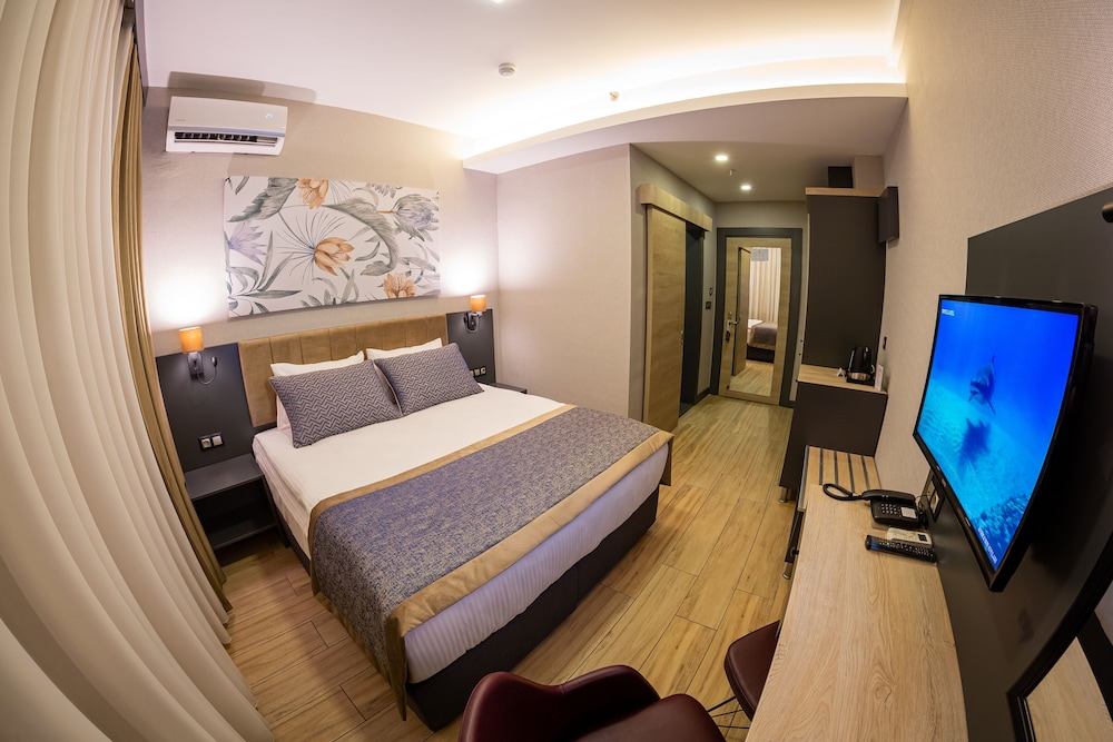 Levor Hotel 13/50
