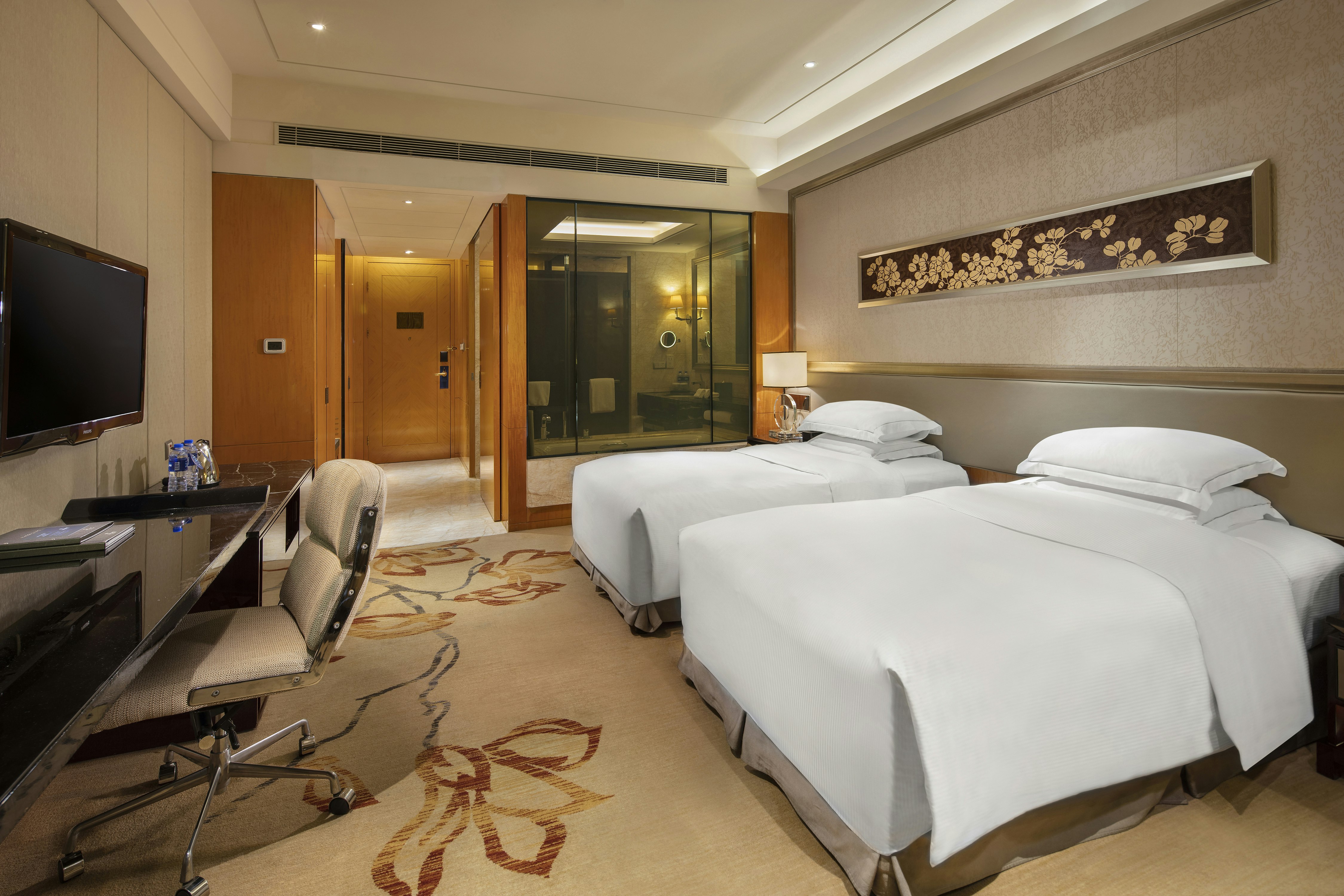 EXECUTIVE, TWIN BEDS