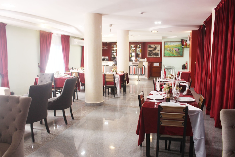 Safyad Hotel 26/40