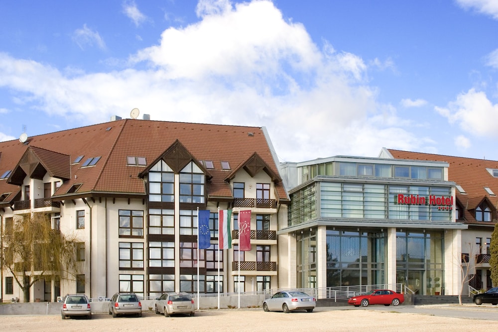 Rubin Wellness And Conference Hotel 3/66