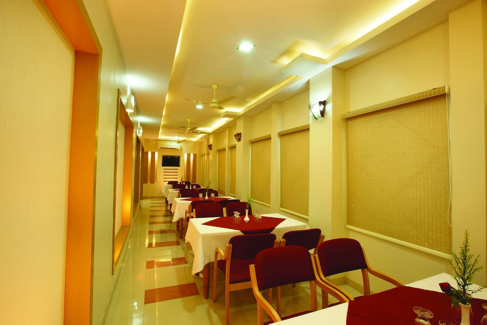 Hotel Virad Kotakkal 12/14