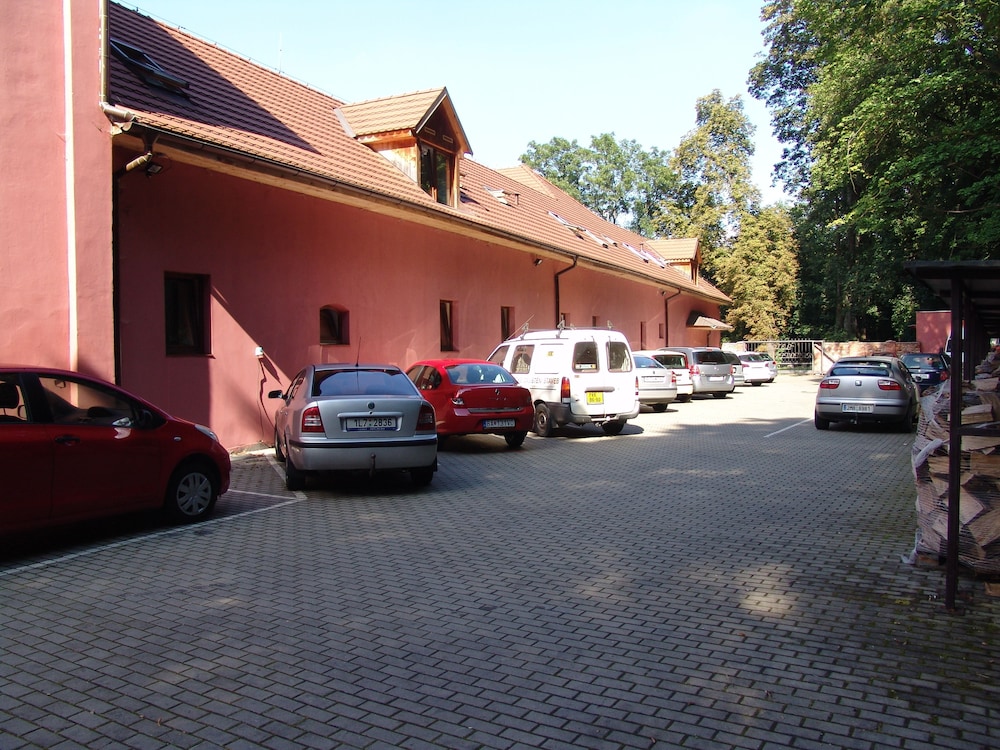 Stary Pivovar Hotel 7/65