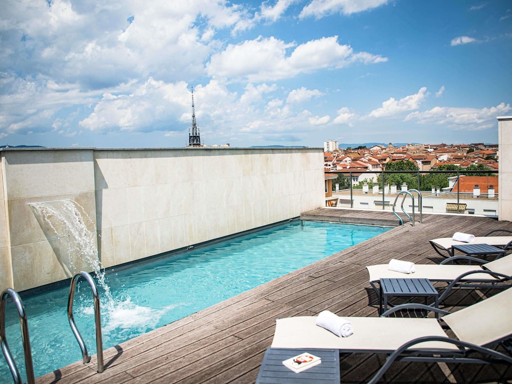 Hotel Mercure Villefranche sur Saone 65/70