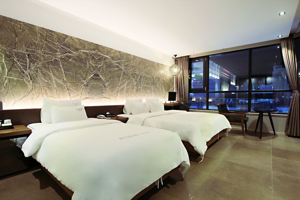 Masan Almond Hotel 14/43