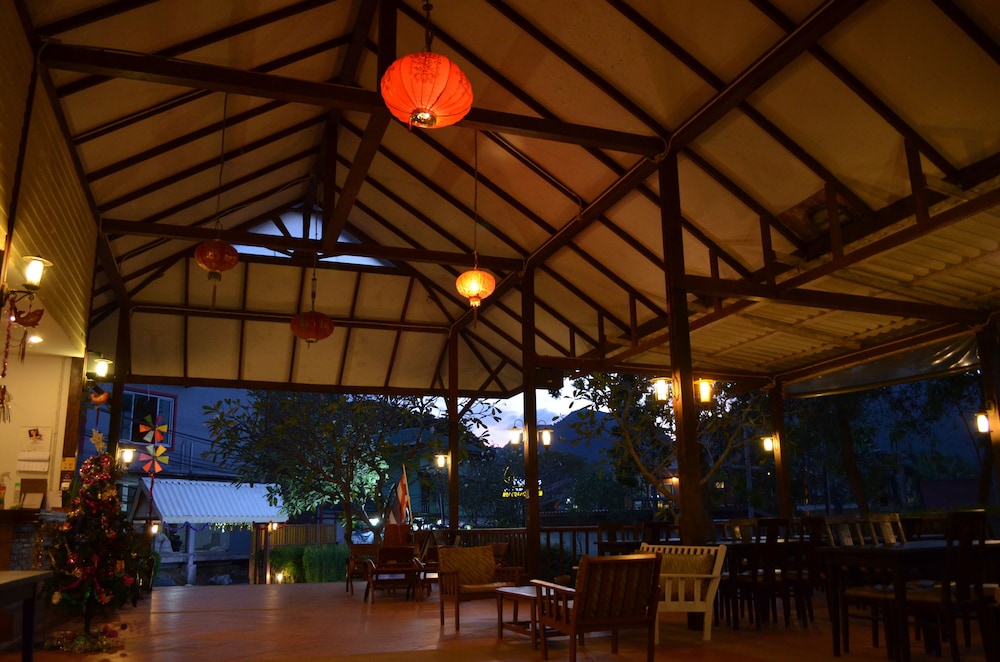 Phitharom Pp Resort 32/50