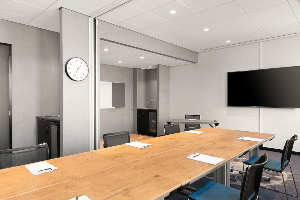 Radisson Hotel and Suites Amsterdam South 37/50