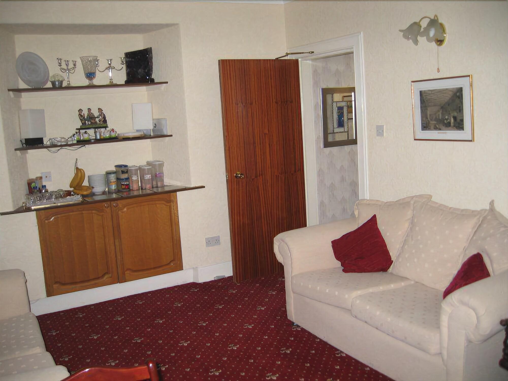MARDON GUEST HOUSE 6/9