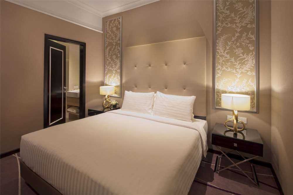 SUPERIOR, DOUBLE OR TWIN BED, NO WINDOW