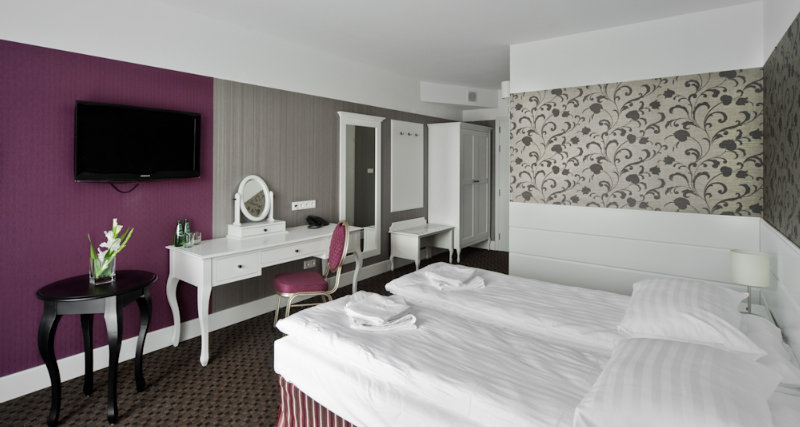 Lamberton Hotel 28/65