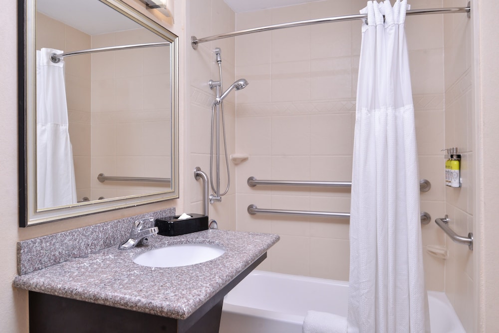 Staybridge Suites Oklahoma City 19/74