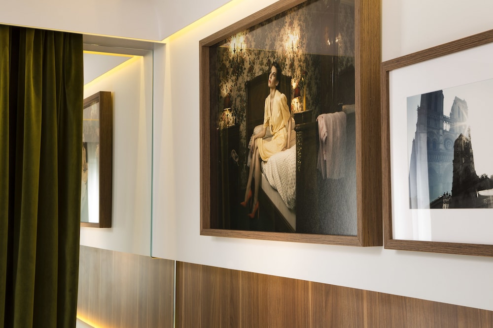 Hotel Eiffel Turenne 6/54