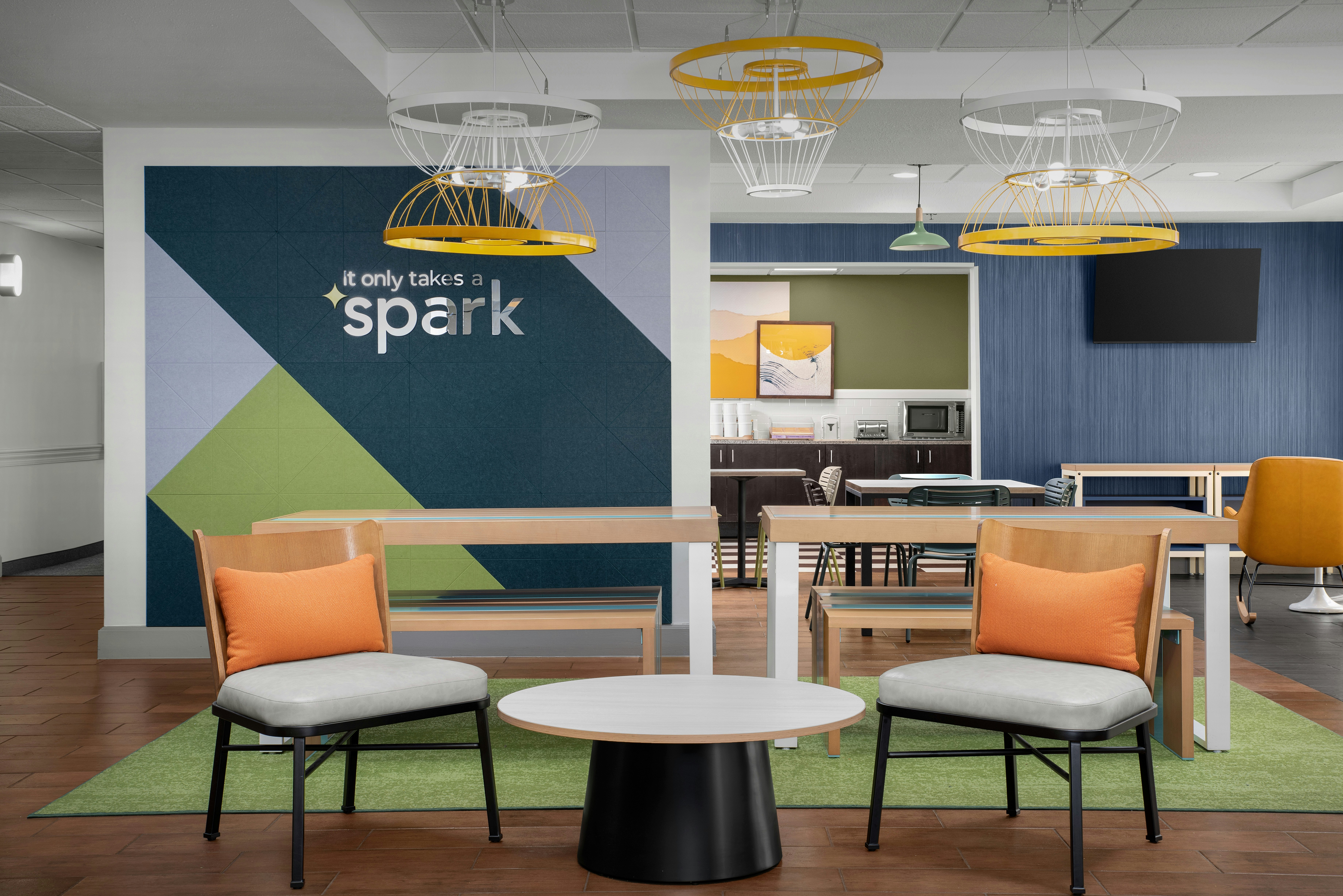 Spark by Hilton Tampa Brandon 23/28
