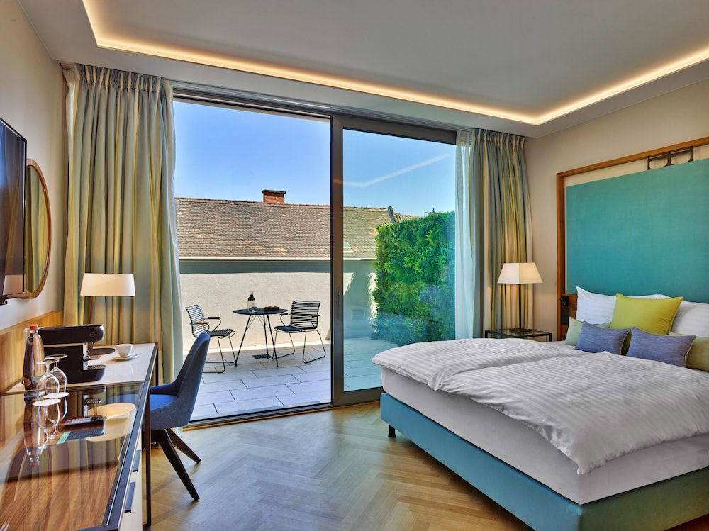 CLASSIC, DOUBLE BED, TERRACE