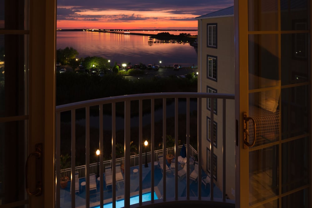 Coconut Malorie Resort Ocean City, an Ascend Collection Hotel 8/61