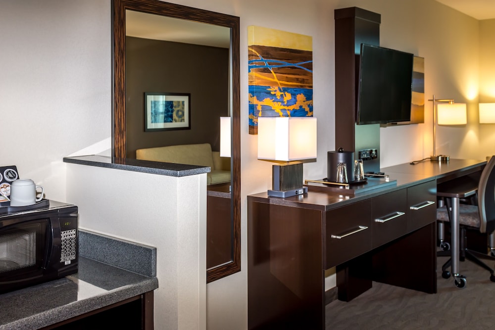 Holiday Inn Paducah Riverfront 57/78