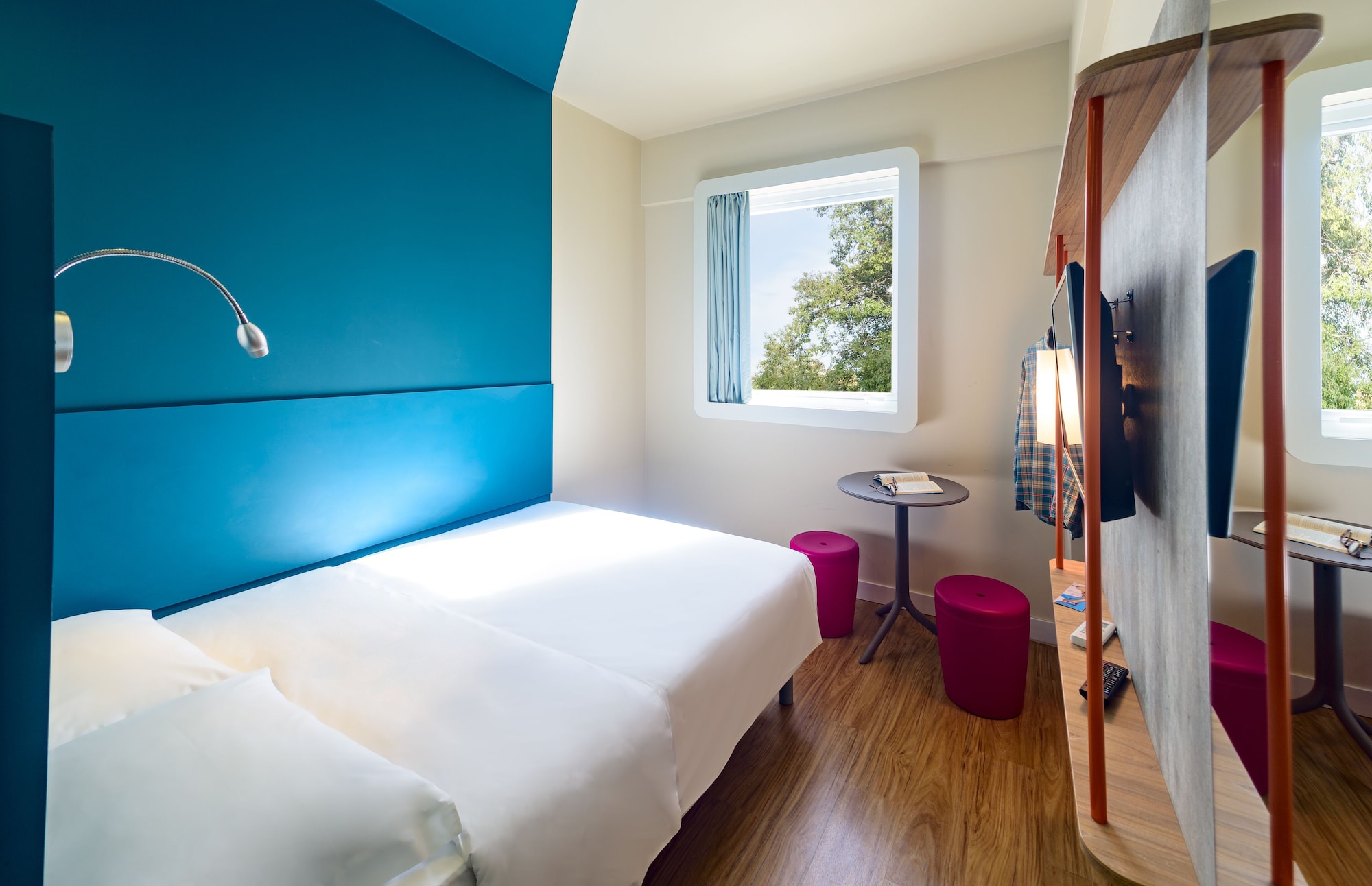 APARTMENT, DOUBLE BED