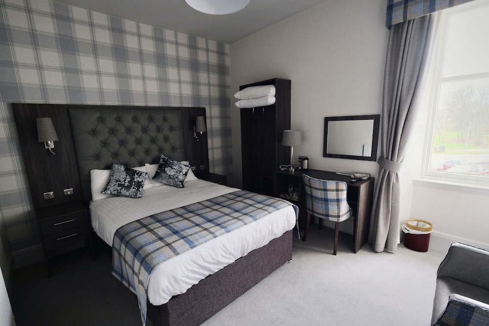 Fife Lodge 9/49