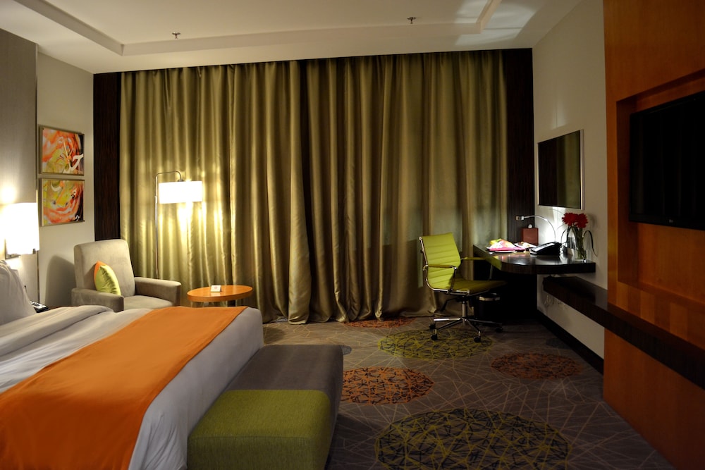 Holiday Inn Jeddah Gateway 17/59