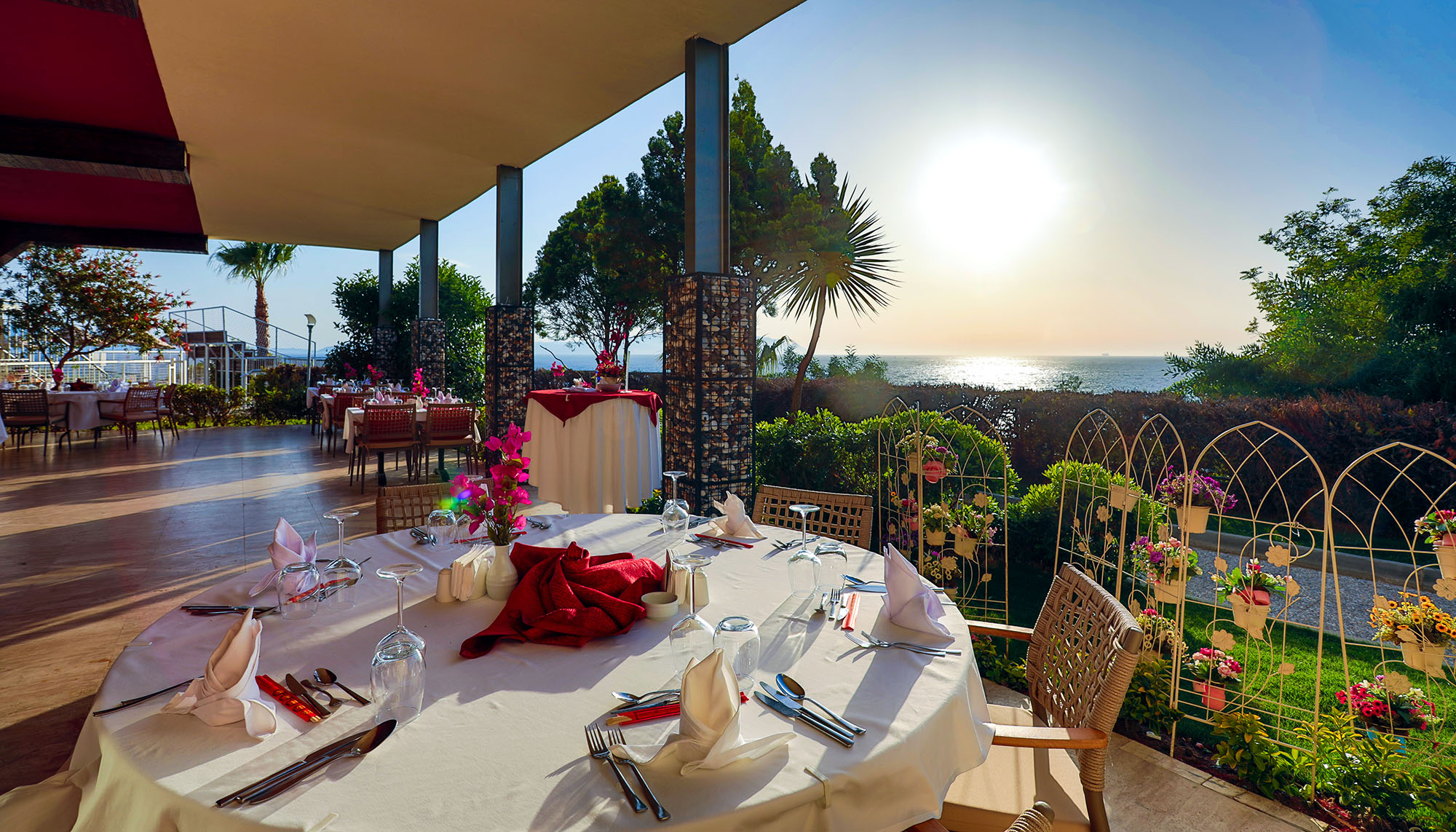 Sealight Resort Hotel 40/57