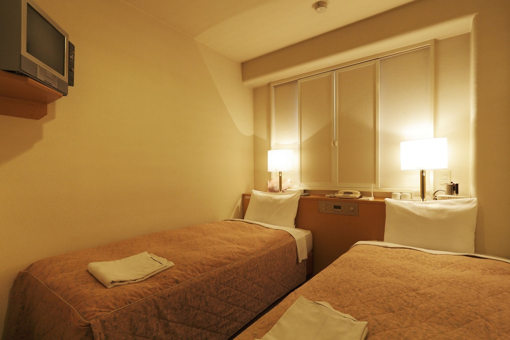 Okazaki Daiichi Hotel East Wing 8/18
