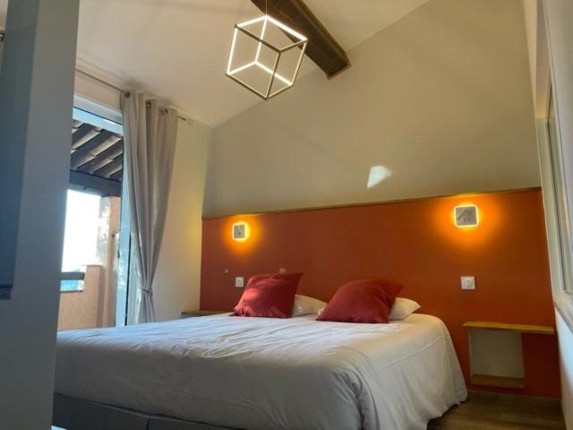 HOTEL L'ESTIRADO DES ADRETS 4/48