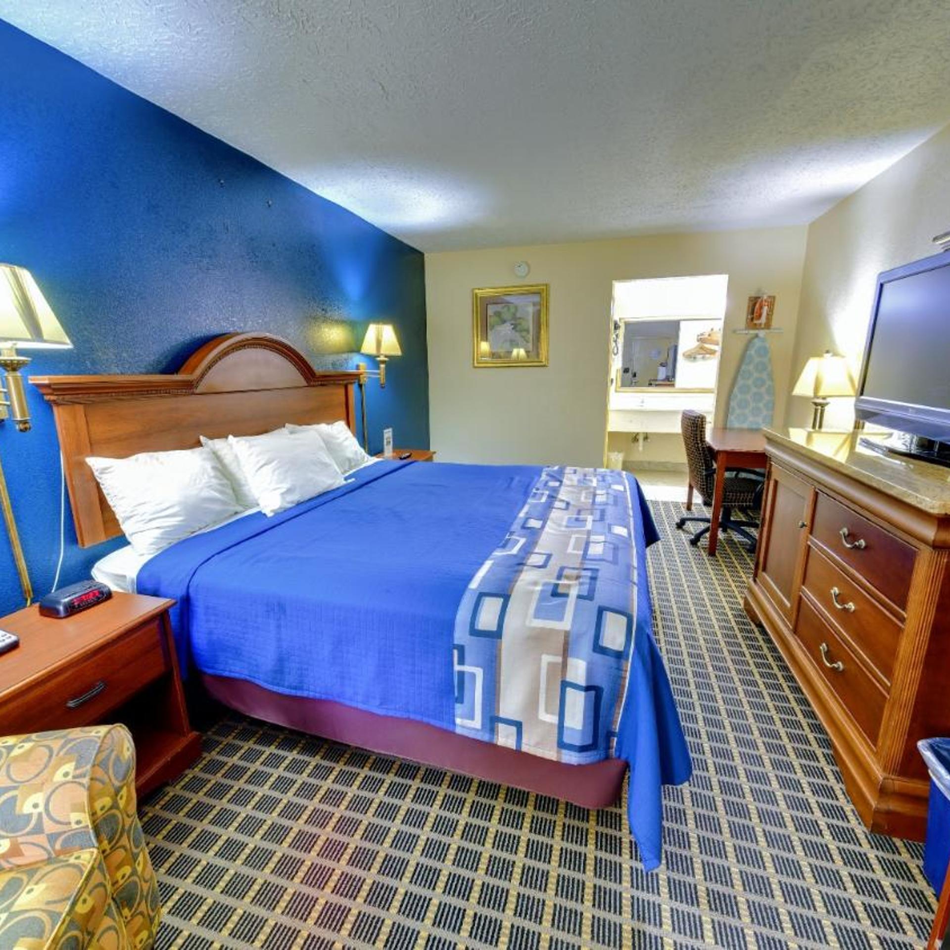 Dahlonega Mountain Inn 8/19