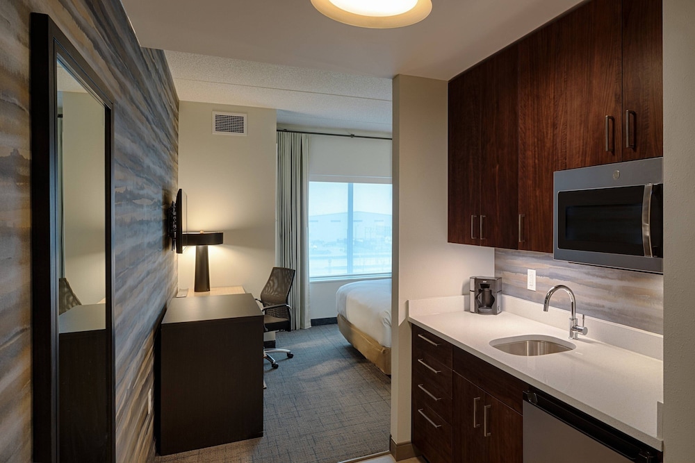 Residence Inn by Marriott Columbus Airport 29/42