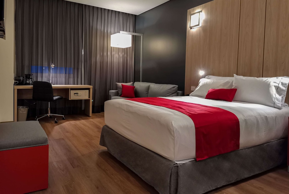 Ramada Encore by Wyndham Monterrey Apodaca Zona Aeropuerto 6/57