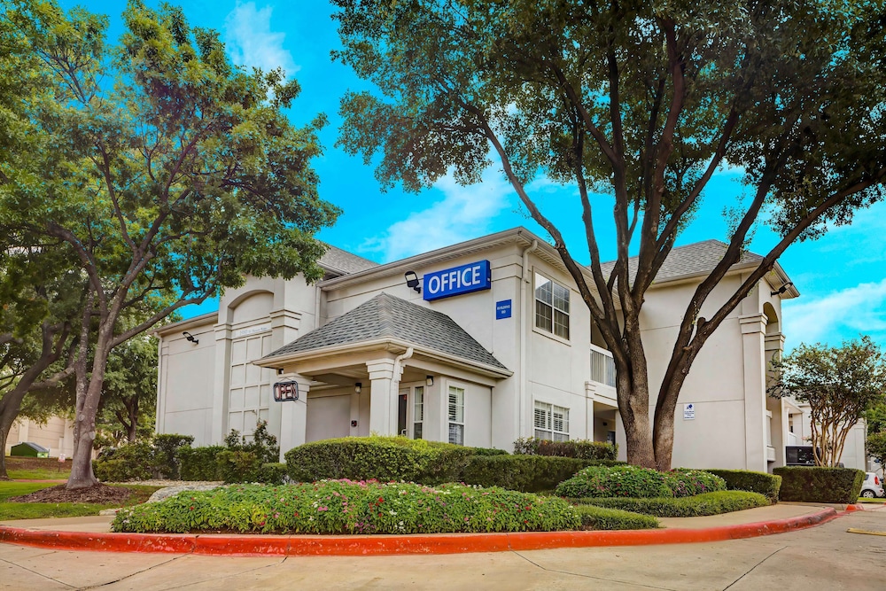 Studio6 Arlington, TX - South - Dallas 38/44