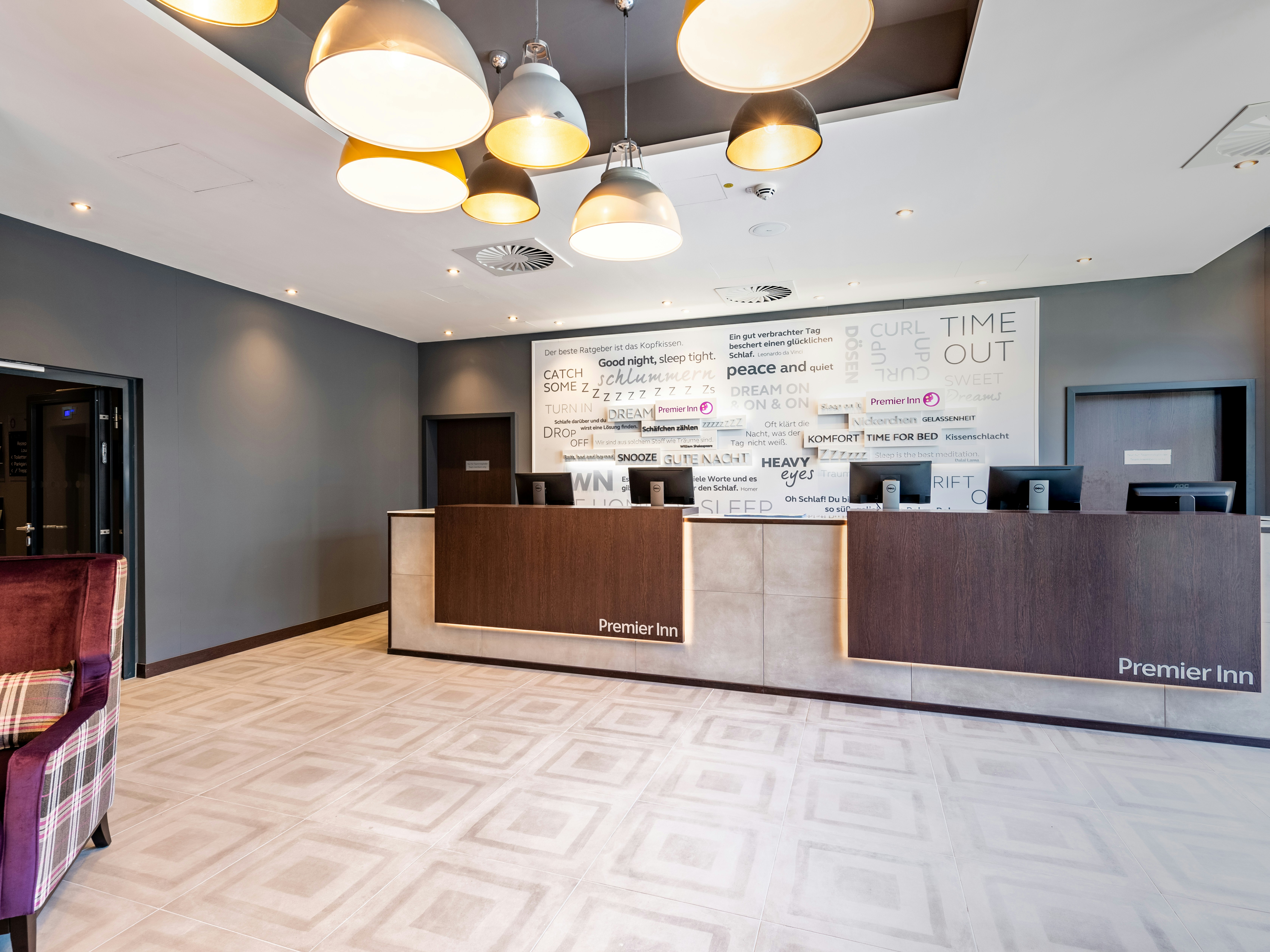 Lobby at Premier Inn Munchen City (Zentrum), MUNICH