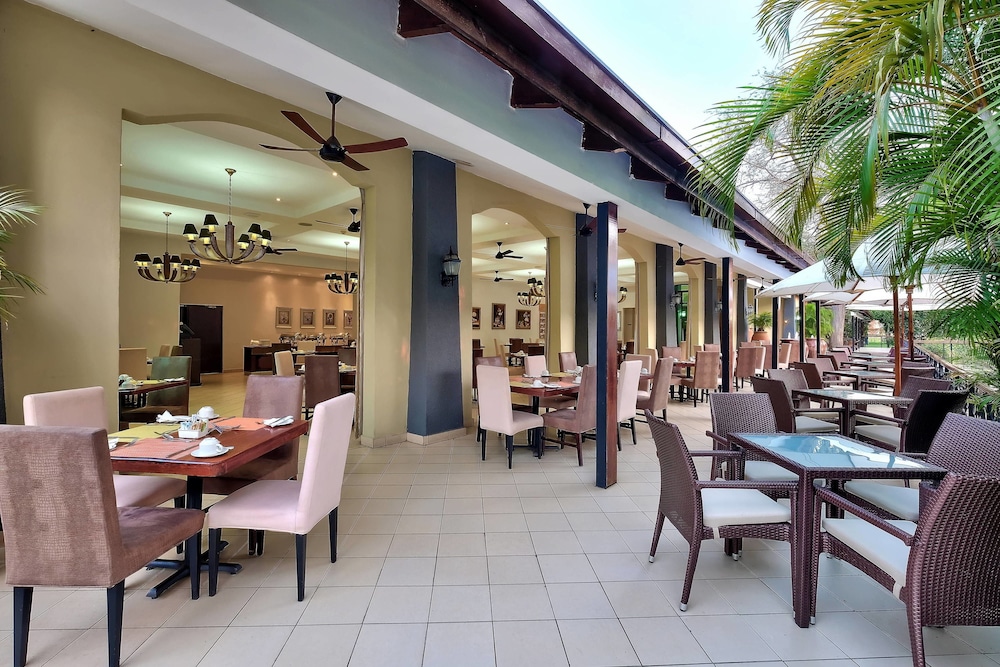 Protea Hotel By Marriott Livingstone 37/50