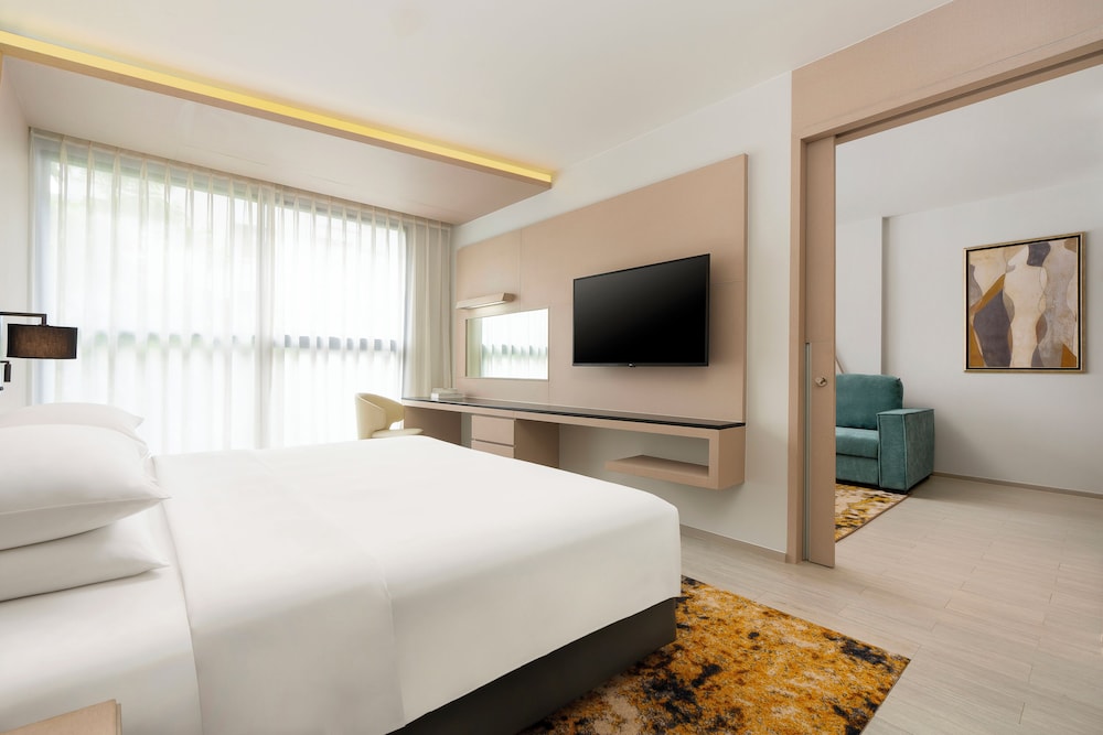 Hyatt Place Bangkok Sukhumvit 1 12/50