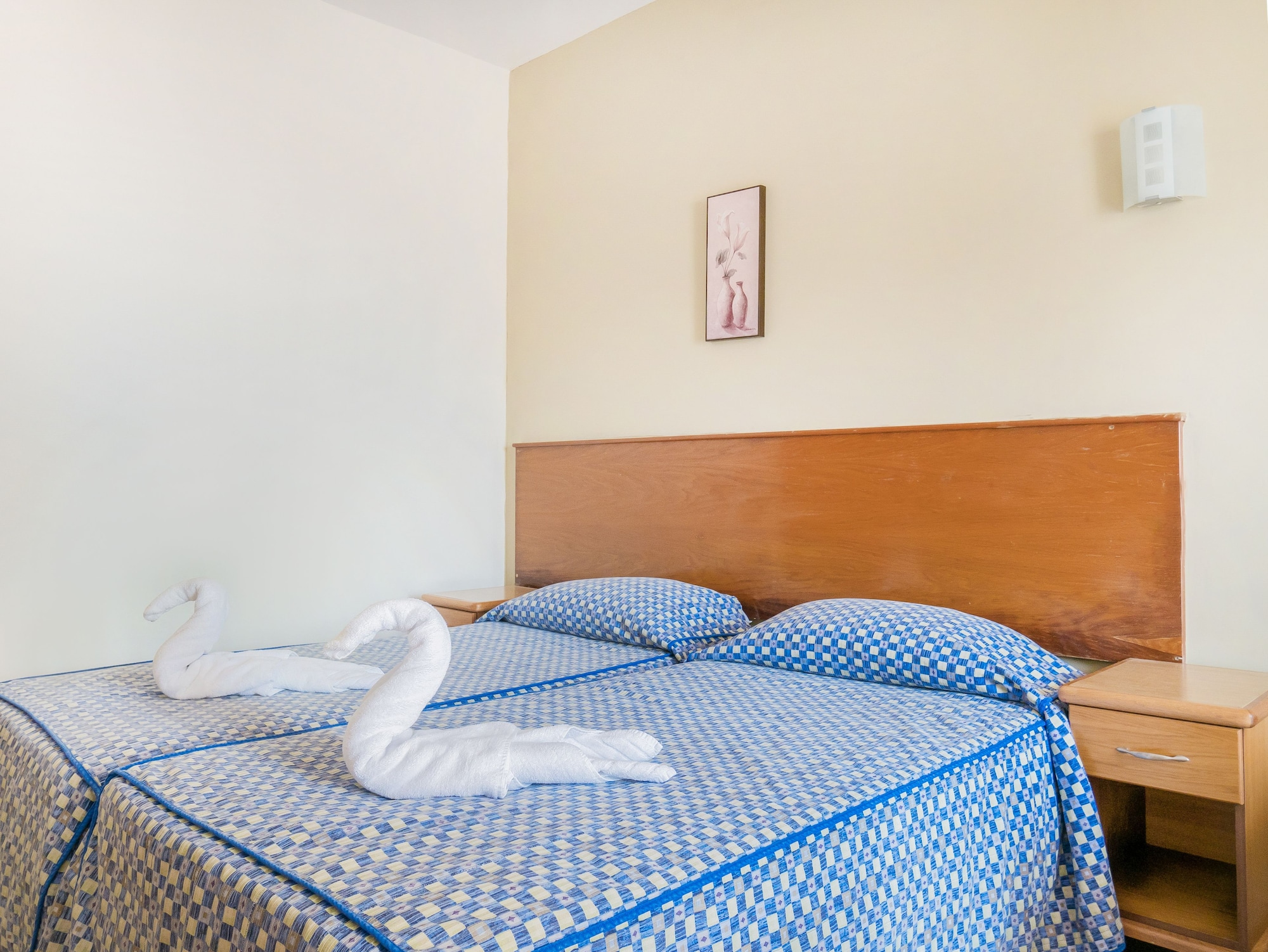 1 BEDROOM, APARTMENT