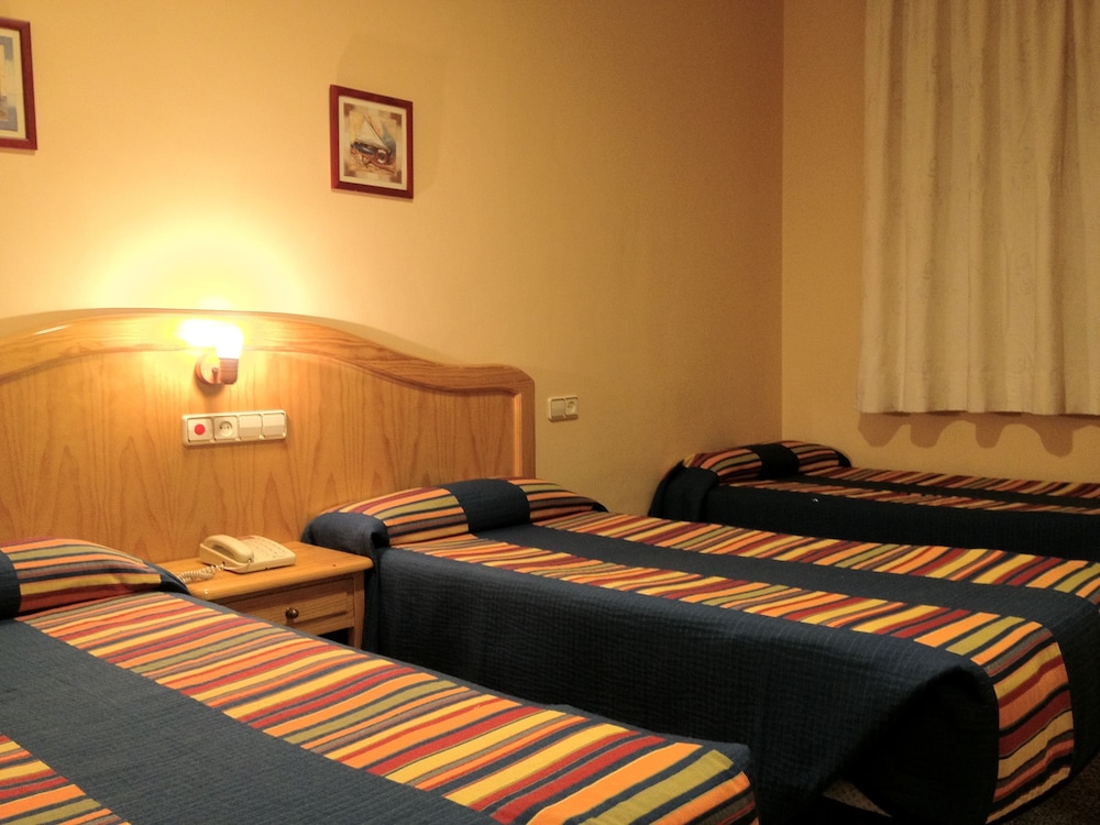 Hostal Los Corchos 18/31