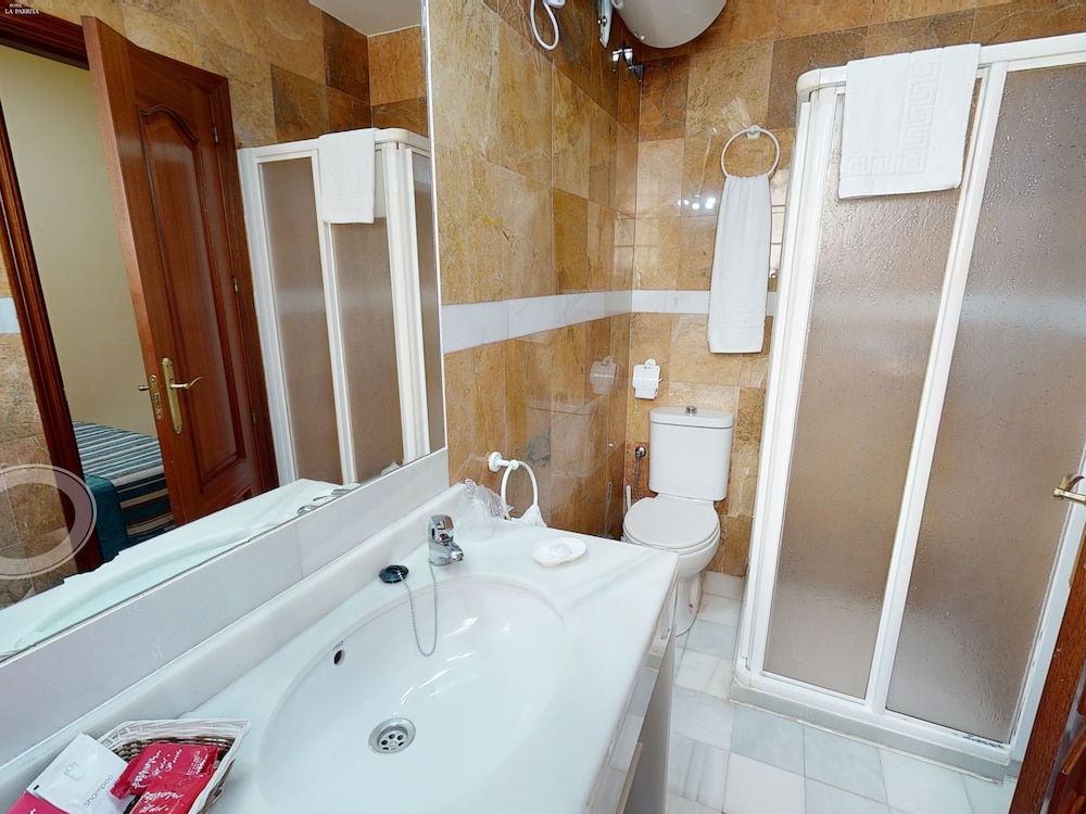 Hotel La Parrita 36/39