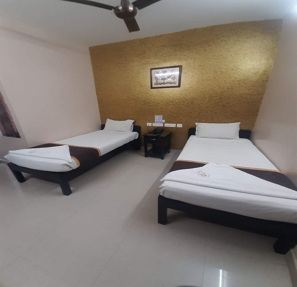 Balaji Residency 34/51