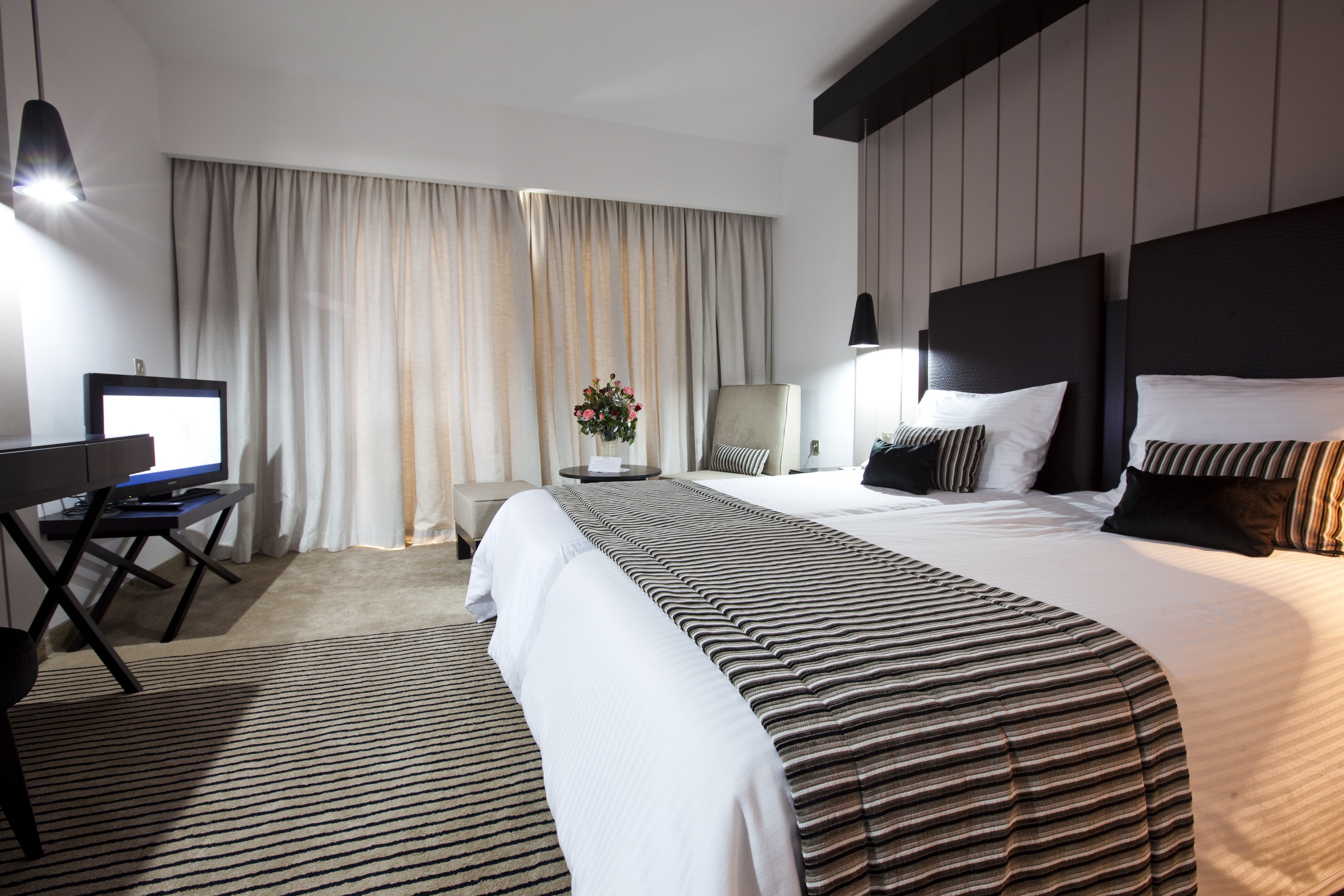 SUPERIOR ROOM SINGLE