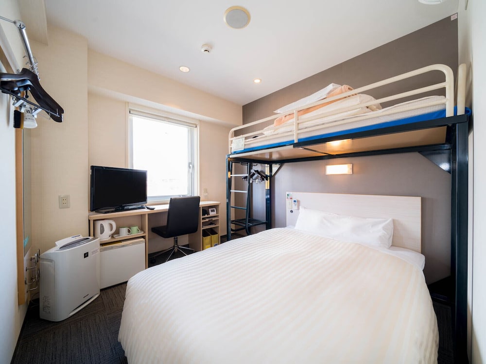 ROOM, BUNK BED