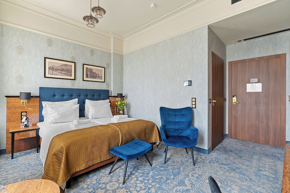 غرفة كلاسيكية سوبيريور بسرير مزدوج أو سريرين منفصلين، Hotel Diament Plaza Katowice 4/10