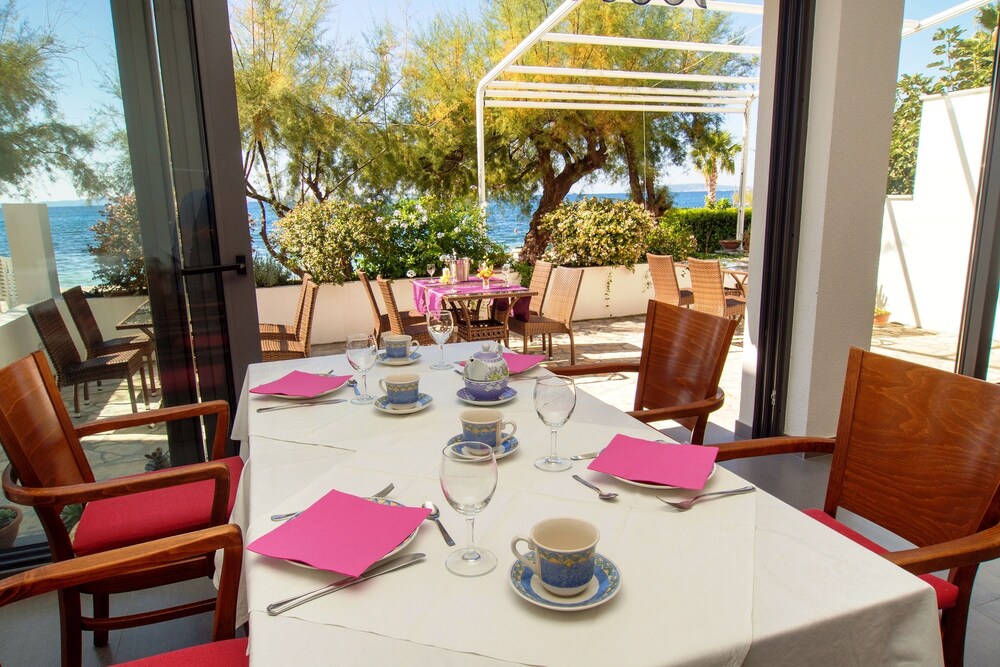 Beachfront Villa Mediteran 29/50