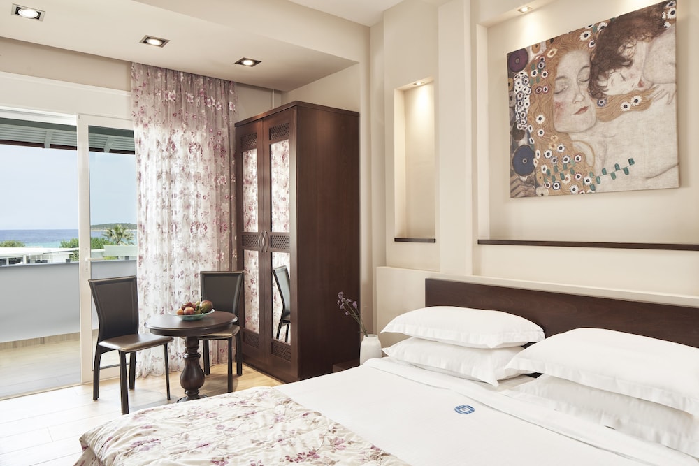 ANTIGONI BEACH HOTEL 12/85